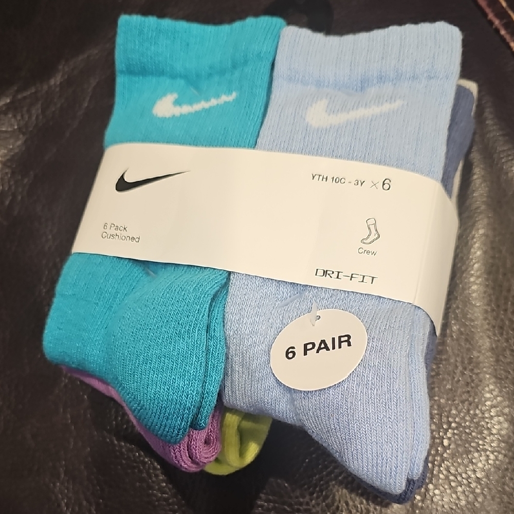 Nike Men's Dri-FIT Crew Socks - Teal and Light Blue
